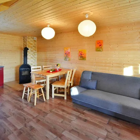 House In Jaros Awiec Near Tropicana Water Park Dom wakacyjny *